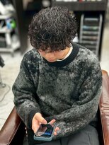 ソレイユ バイ アルフレッド(SOLEIL by alfRed) 波巻きパーマ メンズ 黒髪 束感 かっこいい トレンド 20代