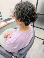 アイティ バイ イロヘア(aiti by ilo.hair)&nbsp;#ハンサムショート#夏ヘア【白髪ぼかし×パーマ】