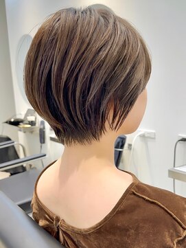 ヨリ ルトロワ 札幌大通(yori Le_trois) 似合わせカット30代40代50代ショートボブくびれレイヤーカット