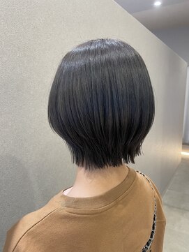 ロエ(Lowe') 【Lowe'】レイヤーボブ