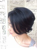 前下がりワンカール大人ボブ