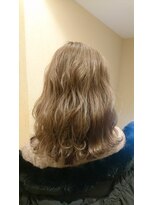 ブリス(VLISS) コクグレージュ_ミニマムボブジグザグバング3Dカラー