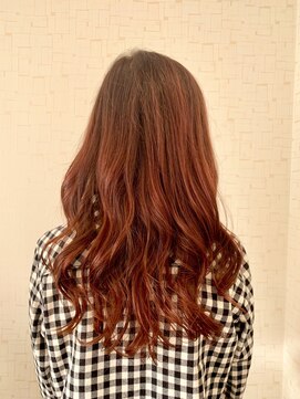 フラッシュ 高蔵寺店 パーマで作るしっとりウェーブ