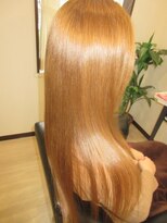 コア フィール ア デイ(COIFFURE A DAY)&nbsp;【M3D見附今町】ストレートロング