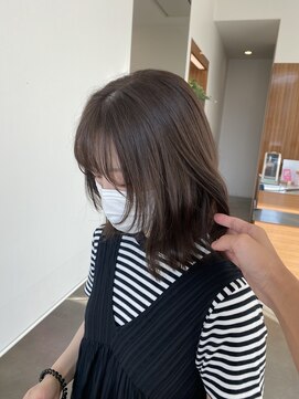 カッツ 駅家店(CUT S) 顔まわりウルフボブ