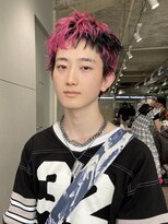 ロジ(loji)&nbsp;ビビットピンクの無造作ヘア