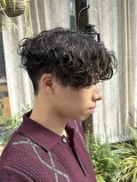 ダアッカ(da acca)&nbsp;【メンズ】波巻きパーマセンターパート