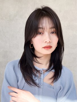 メゾンドイギー(MAISON de IGGY) ブリーチなしレイヤーカットダークアッシュ・小顔