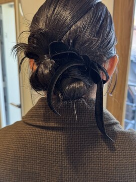 ユイル(Uil) お呼ばれヘアアレンジ♪ミディアム