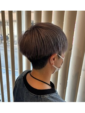 リノ(Lino) マッシュショートスタイル×ホワイトパープル