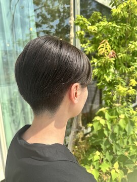 アンドシー(and c) 大人刈り上げショート アヤコ