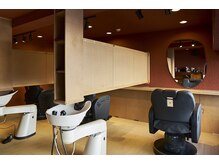 ダウバーバーショップ 銀座(DAU BARBER SHOP)の雰囲気（施術空間＜理容室＞【バーバー/シェービング/ヘッドスパ】）