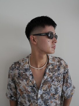 プールサイド(POOLSIDE) クロップ/フェードカット/福岡メンズベリーショート