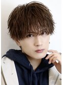 ツイスパマッシュ波巻きパーマフェザーショート