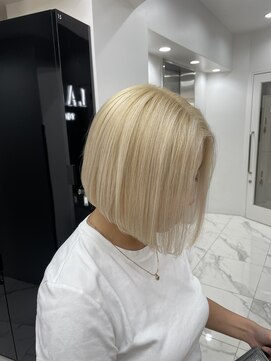 ラピス 渋谷本店(Lapis) ホワイトブロンド