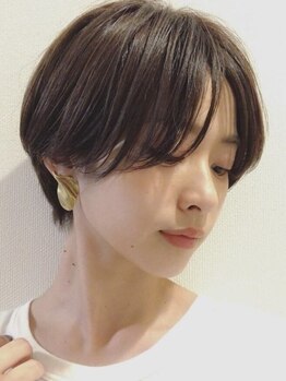 《高田馬場駅戸山口から徒歩1分》駅近好立地の髪質改善＆縮毛矯正サロン《鏡と星》で身も心もリラックス