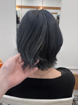 カルテ(QUARTE) レイヤーボブ　ブルージュ　ネイビー