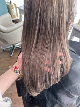 ベージュハイライト