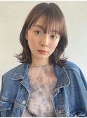 くびれミディアム大人ガーリーオリーブベージュくらげヘア