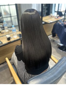 コビーバイジーナ 梅田茶屋町(Coby by Zina) 髪質改善トリートメント/ブルーブラック【hina】