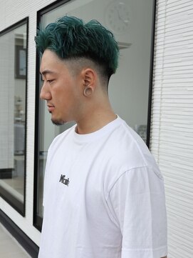 ホワイト(WHITE) グリーンショート