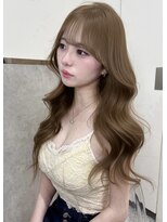 ロール 博多(Role) レイヤーカット/ダブルカラー/ブリーチ/ミルクティーベージュ