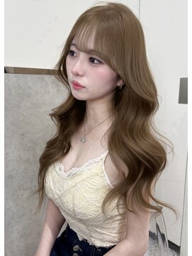 ロール 博多(Role) レイヤーカット/ダブルカラー/ブリーチ/ミルクティーベージュ