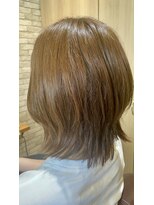 アンドブルー(and BLUE) 伊勢崎くびれセミディレイヤー