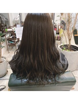 ミューズジャルダン(MUSE jardin) ダークグレージュ×セミロング