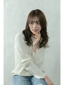 ディスオモテサンドウ 表参道(This OMOTESANDO) 遠目から見ても可愛いがわかる髪型