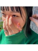 エメラルドグリーンなイヤリングカラー