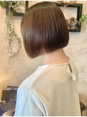 顎ラインボブ 切りっぱなしボブ オリーブブラウン