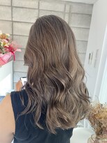 ビンナ(BINNA)&nbsp;透明感抜群★ミルクティーベージュ【浅草駅】