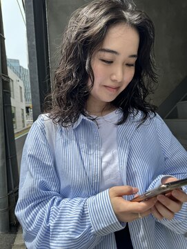 ビビト(bibito) bibito ウェーブパーマ　くるくるパーマ　ミディアムパーマ