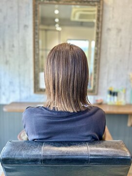 ローブ(L'aube) 切りっぱなしボブ