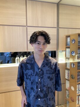 フェイス 大船(FACE) ツイストスパイラルパーマ×センターパート／koudai