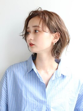 押上美容院 ヴィータ (vita) ふんわりショートボブ◎30代40代50代