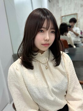 ルース(RUTH) ミディアム 小顔レイヤー