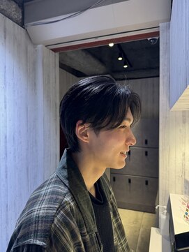 アクシー ヘアーアンドメイク(AXY HAIR&MAKE) 新宿波巻きスパイラルパーマ大人男子ウェーブメンズサーフカール