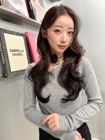 ペレ 梅田(PELE) 韓国 くびれロング レイヤー ワンホンヘア 小顔前髪