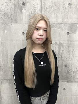 モニカ 栄店(MONIQA) ミルクティーベージュ