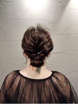 サンジュウナナドシー 大宮東口店(37.0℃) シニオンゆるふあアップ