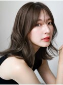ゆるふわパーマが可愛い大人ミディ