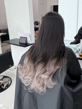 アライブ キチジョウジ(ALIVE Kichijoji) ホワイトシルバーグラデーションカラー