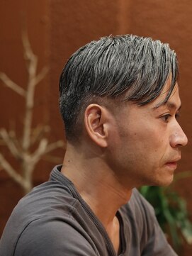 ダウバーバーショップ 銀座(DAU BARBER SHOP) サイドパート