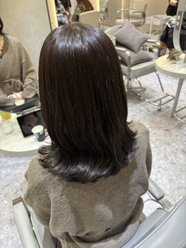 ジーナ 天神(Zina) 大人ガーリー/似合わせカット/ダークアッシュ[福岡天神]