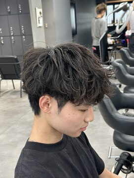 オーバルバイアピッシュ(OVARL by apish) シャドウパーマ/メンズパーマ波巻きスパイラル緩めパーマ