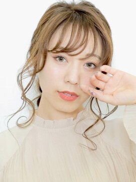 ブティック(boutique) 三つ編み 編みおろし アレンジ         boutique［高槻][JR高槻]