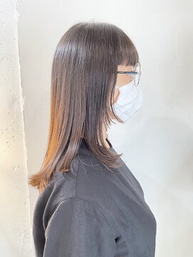 カゼ ダイカンヤマ Kaze DAIKANYAMA フロントステアーレイヤー