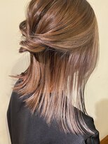 ベルベット(Velvet)&nbsp;簡単♪ヘアアレンジ♪【カンマテ　チカコ】